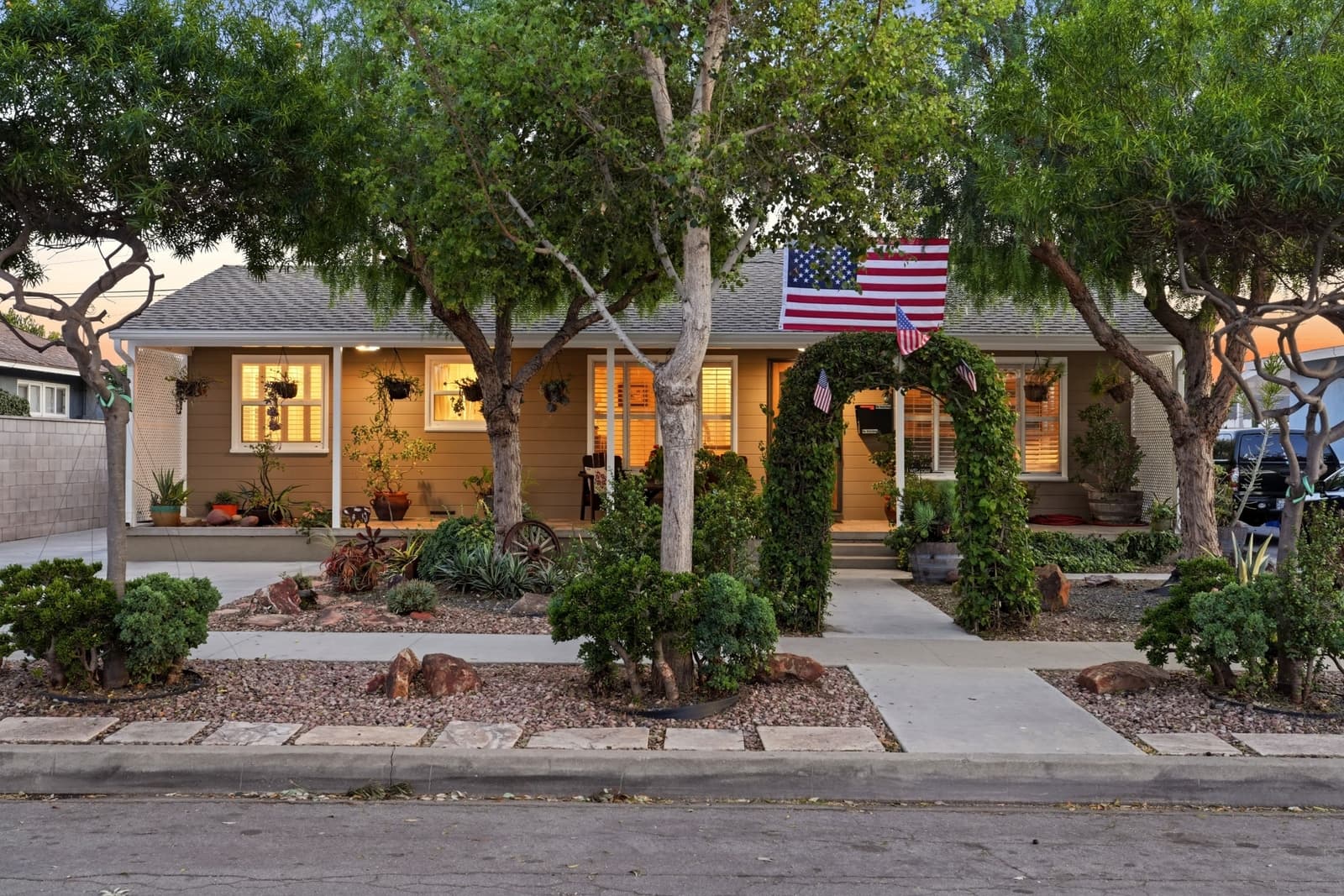 Companion twilight view of the same Long Beach bungalow